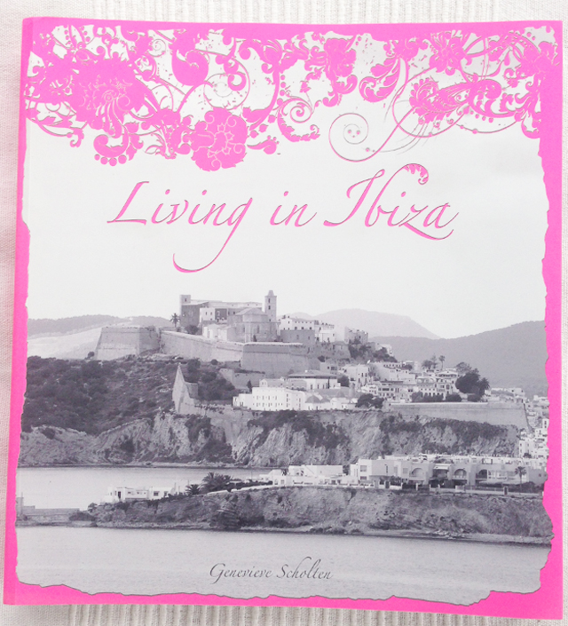 Koffietafel boek en Ibiza musthave: Living on Ibiza!
